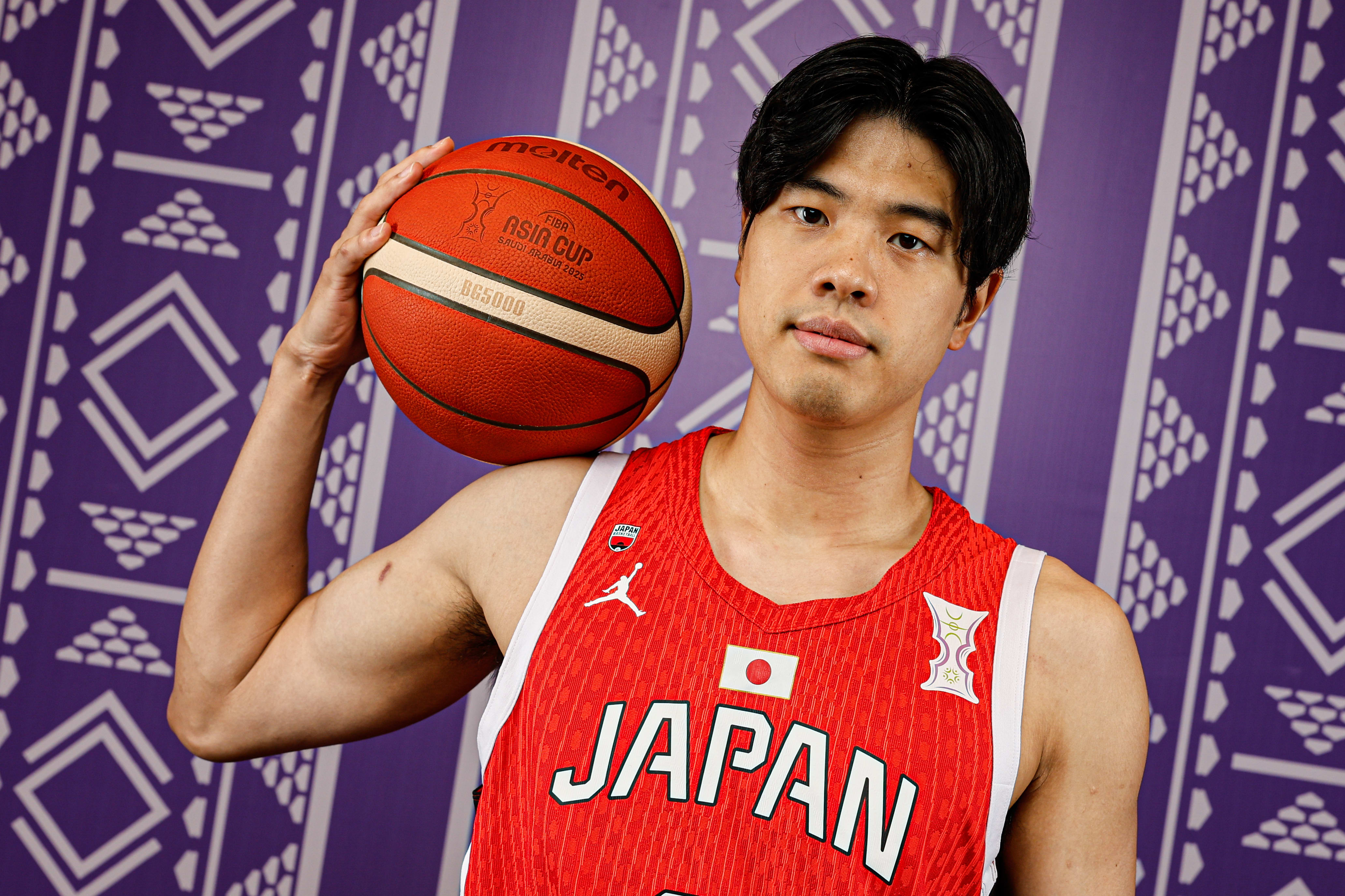 Yoshii, Hawkinson embody Japan's strength in numbers - FIBA Asia