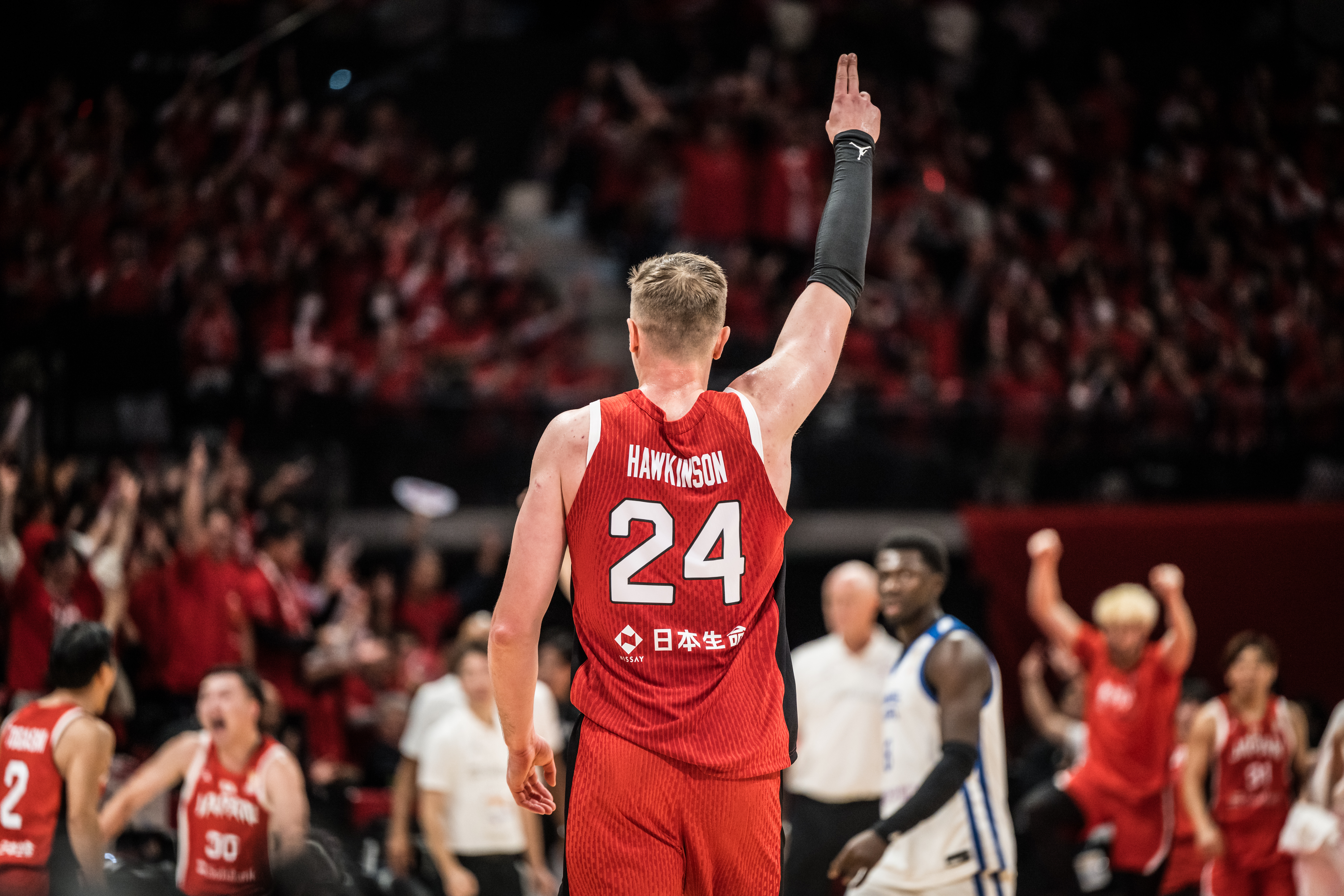 Hawkinson flirts with triple-double as Japan trounce Chinese