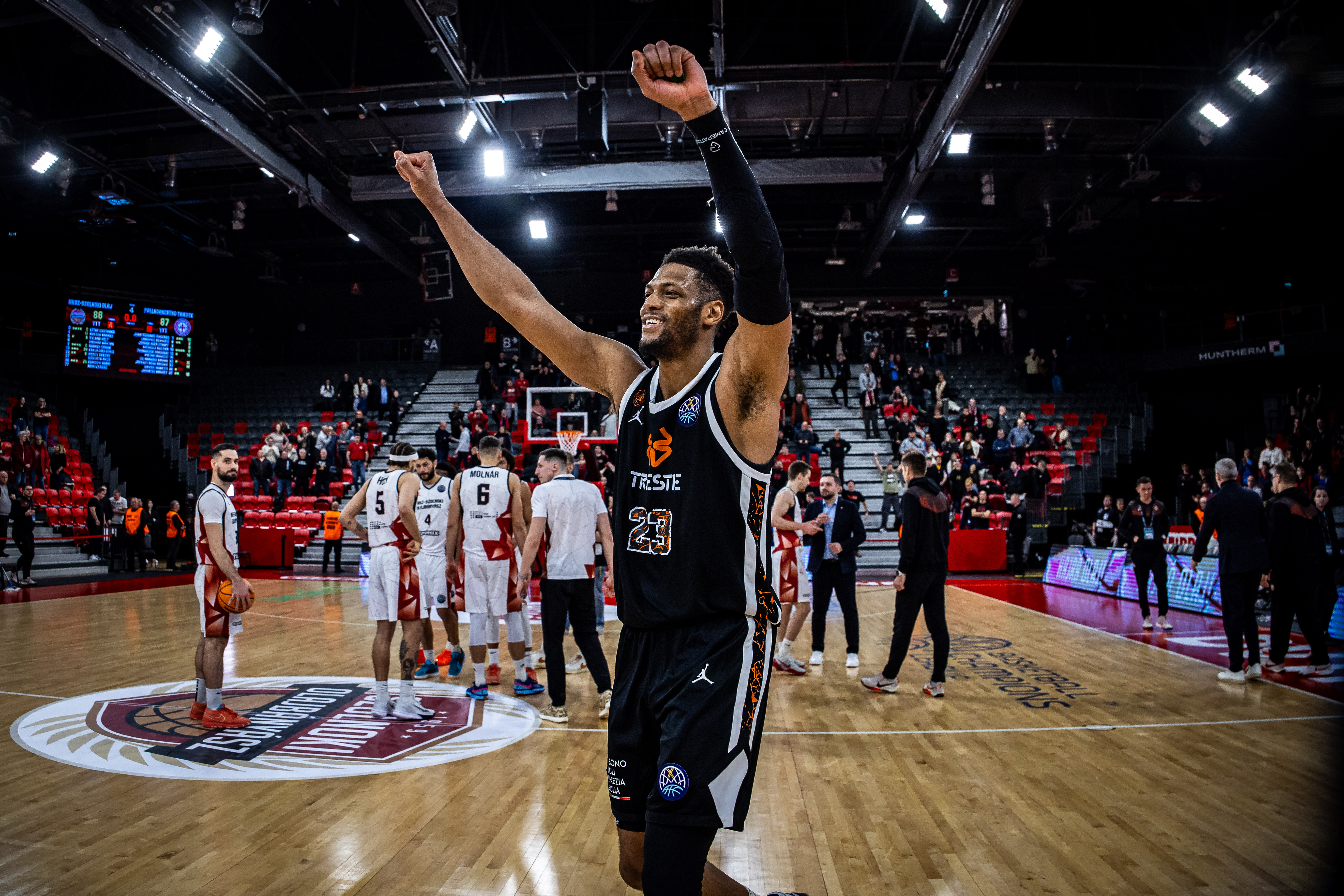 NHSZ-Szolnoki Olajbanyasz vs Pallacanestro Trieste - Play-ins