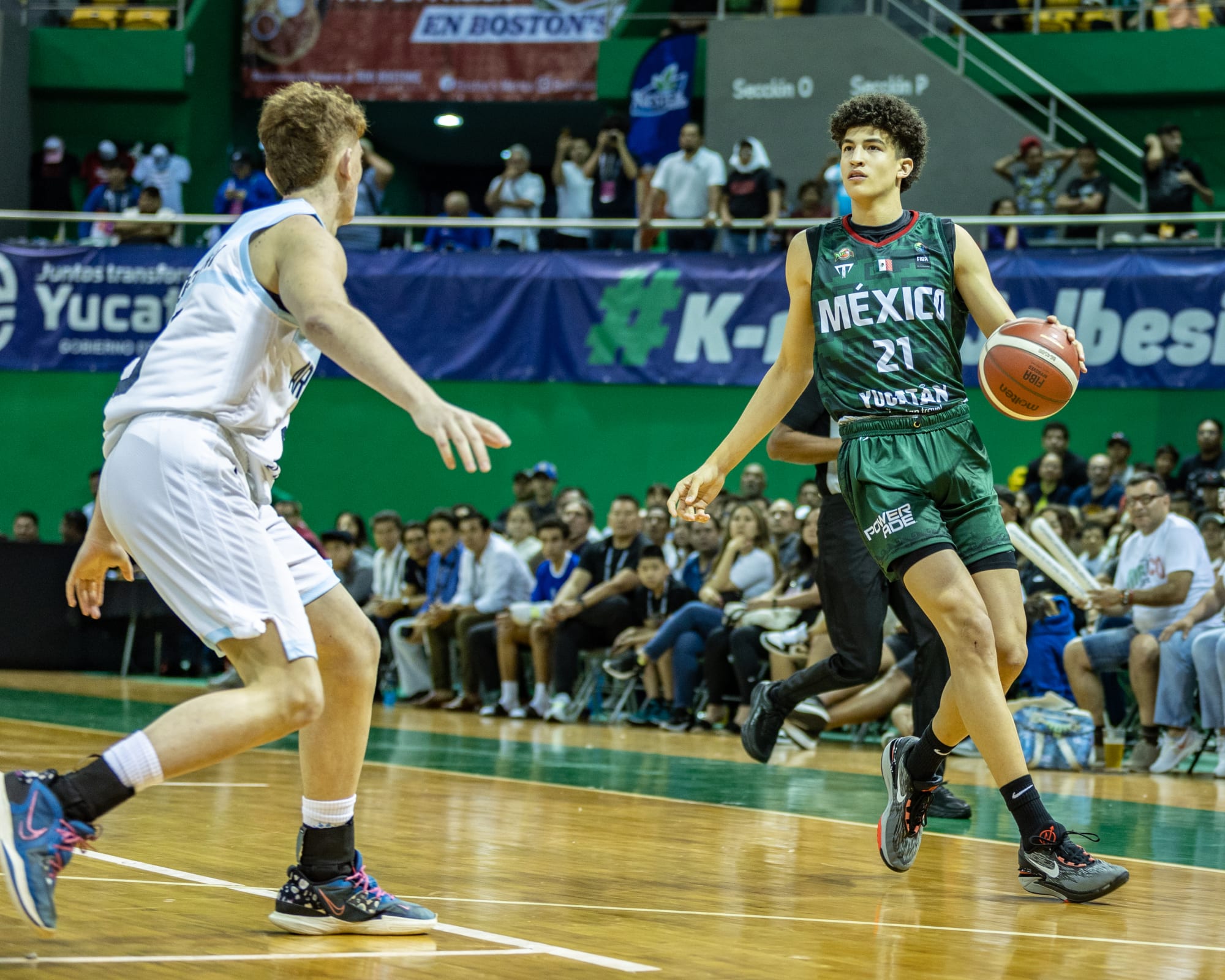 Jóvenes que podrían causar impacto en los partidos de noviembre FIBA