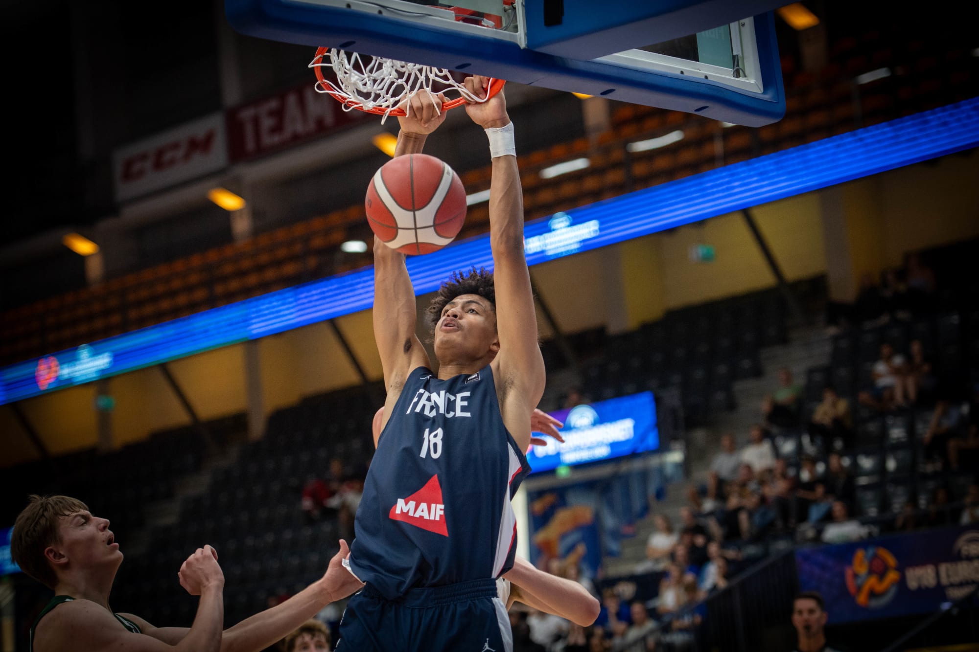 www.fiba.basketball