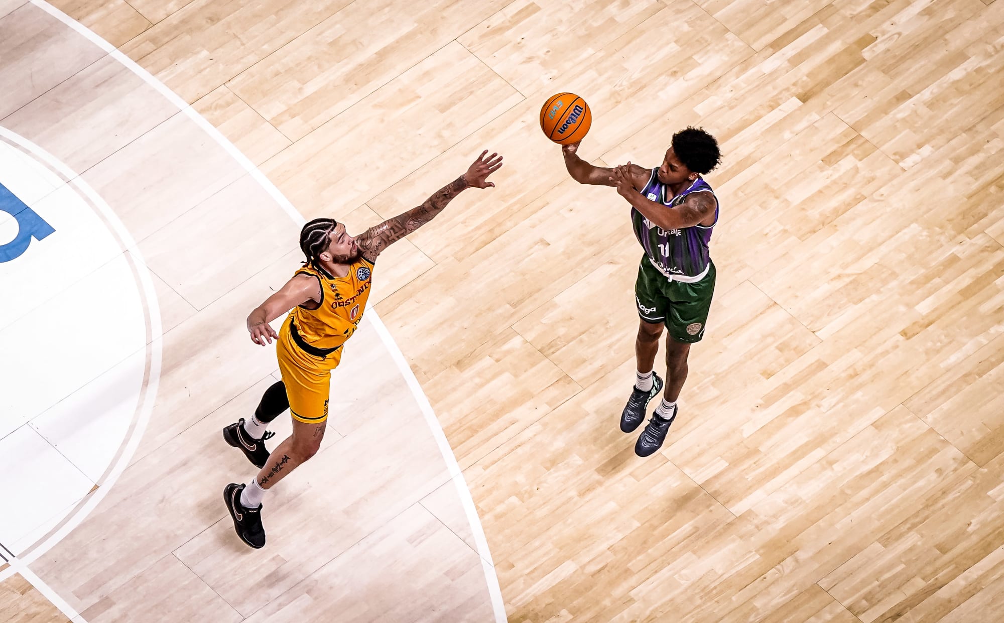要約: Unicaja が BCL の歴史を作りました。ホロンのカムバックがヴュルツブルクを驚かせる