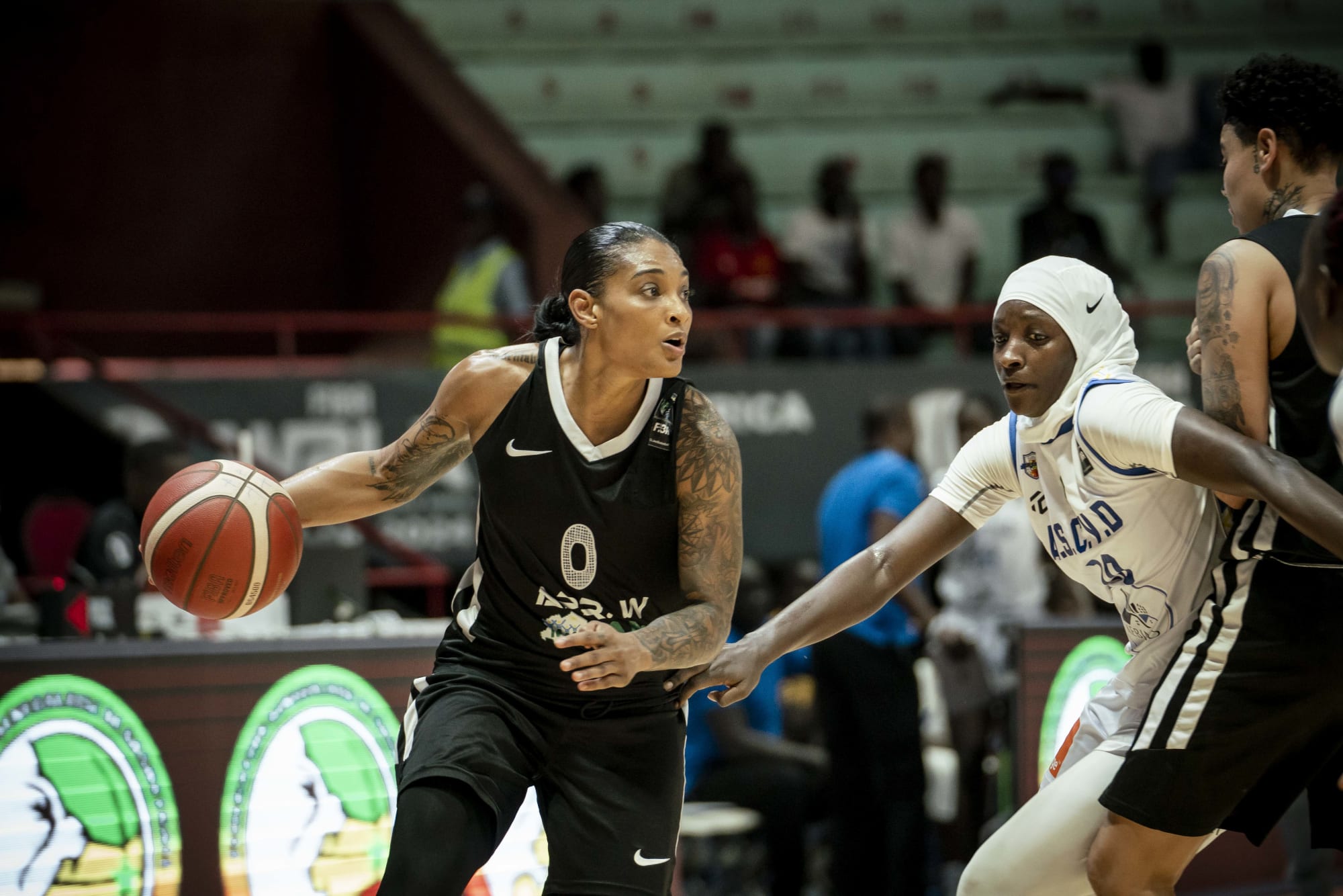 Who will compete in the 2025 WBLA?