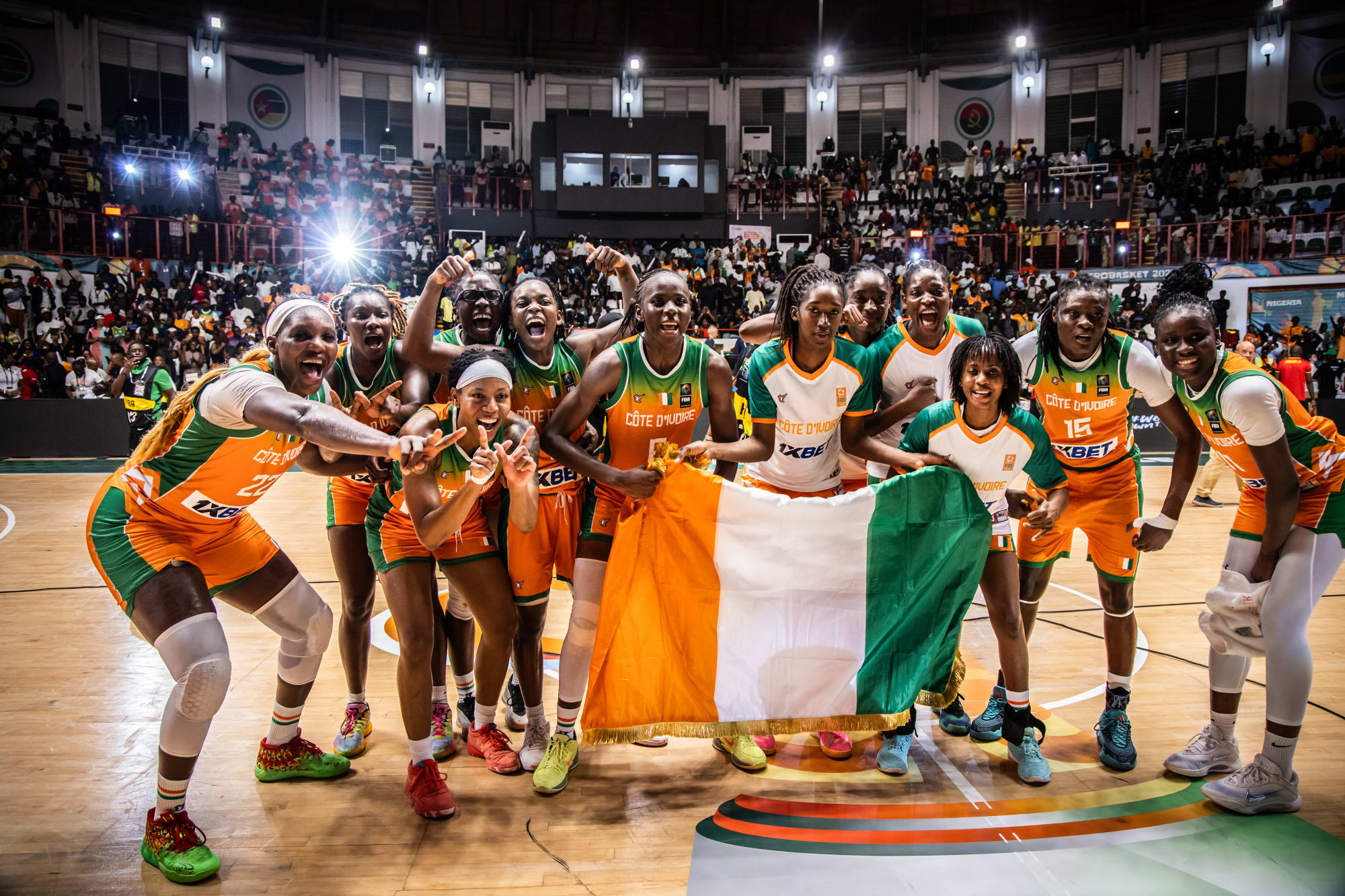 Sold-out crowd propels Côte d'Ivoire to the quarterfinals