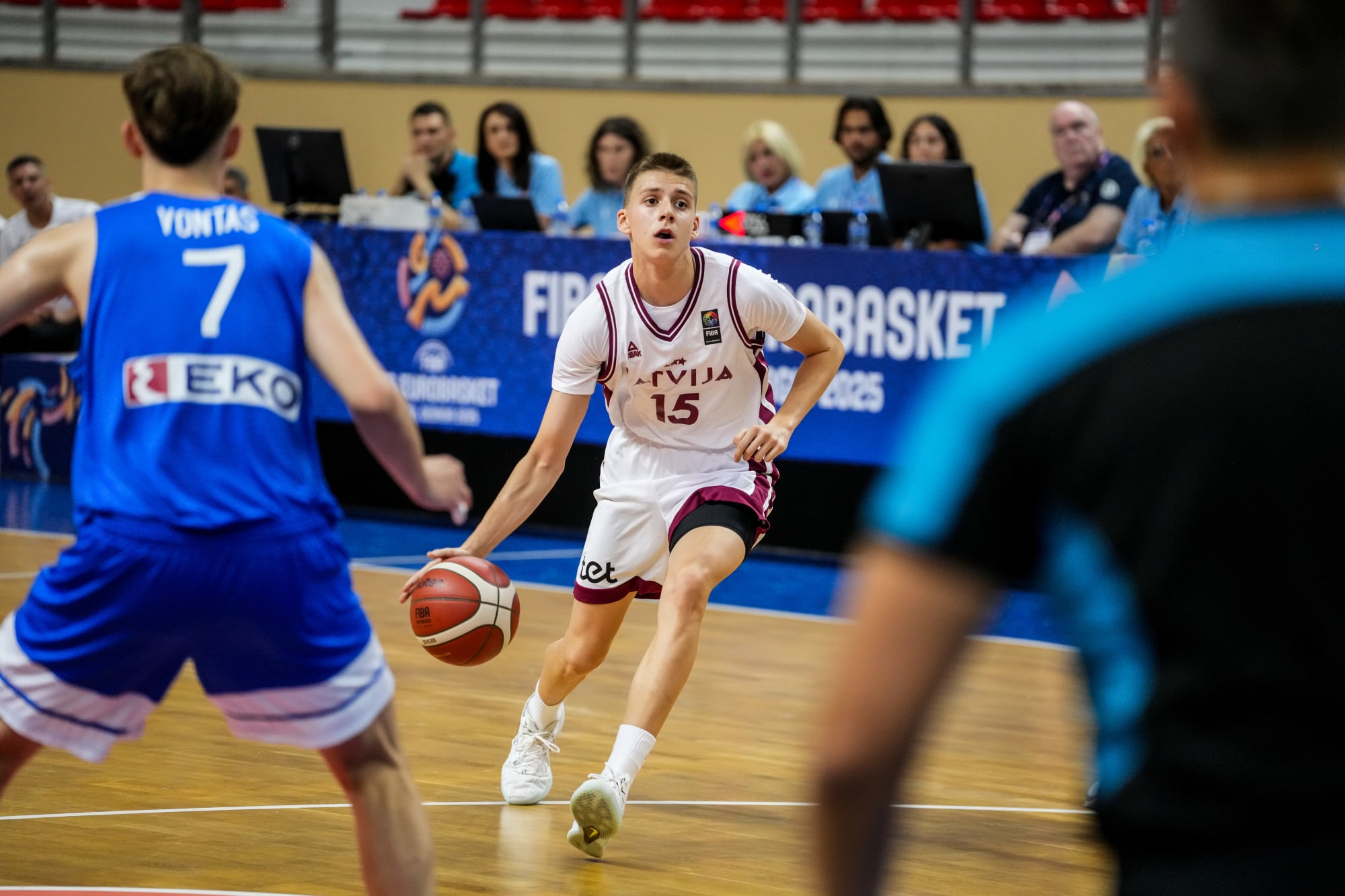 Latvia fight back to beat Greece; Nicolodi catches fire in Italy win
