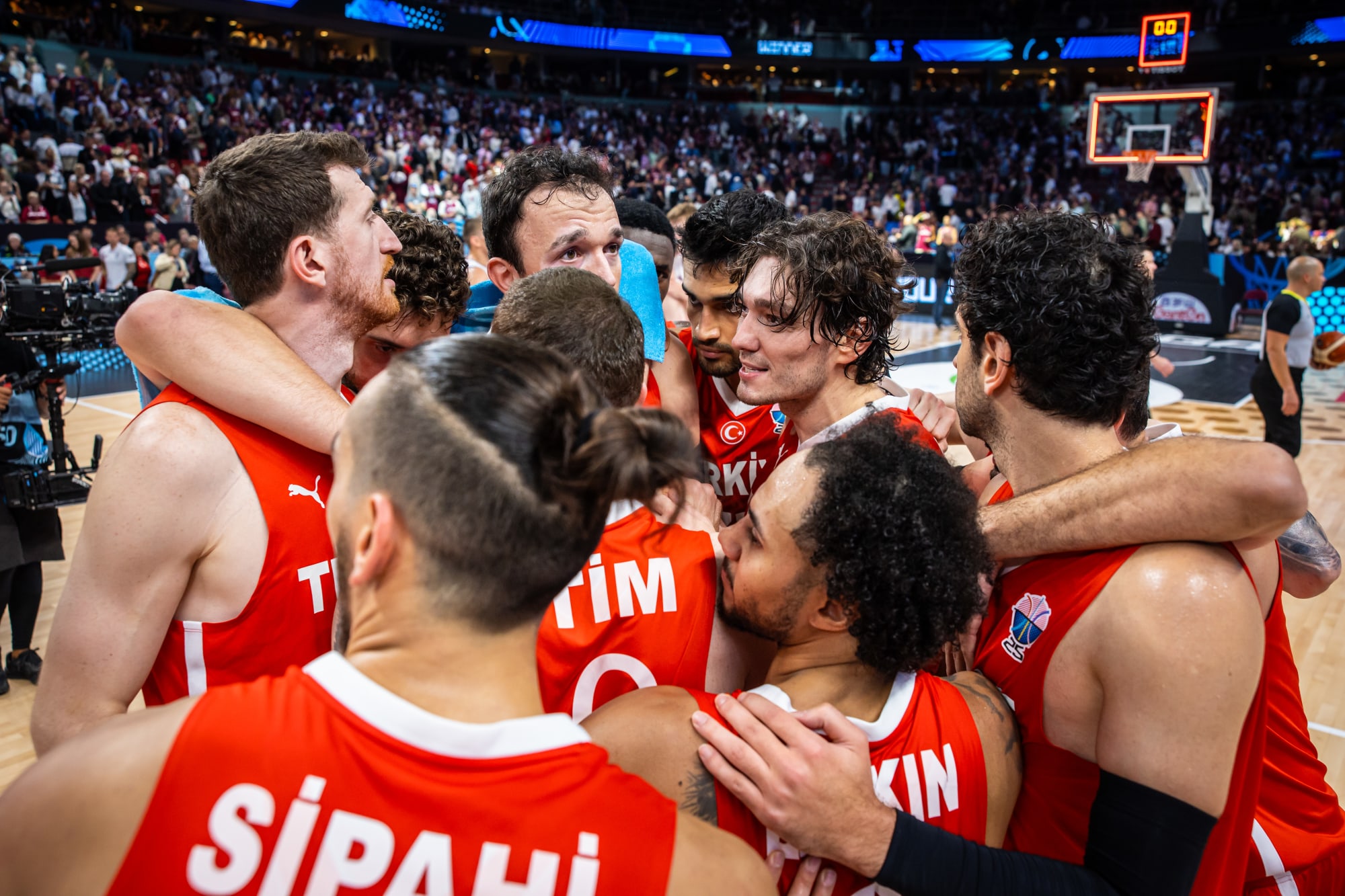 How did they do it? Türkiye send a message to the rest of EuroBasket
