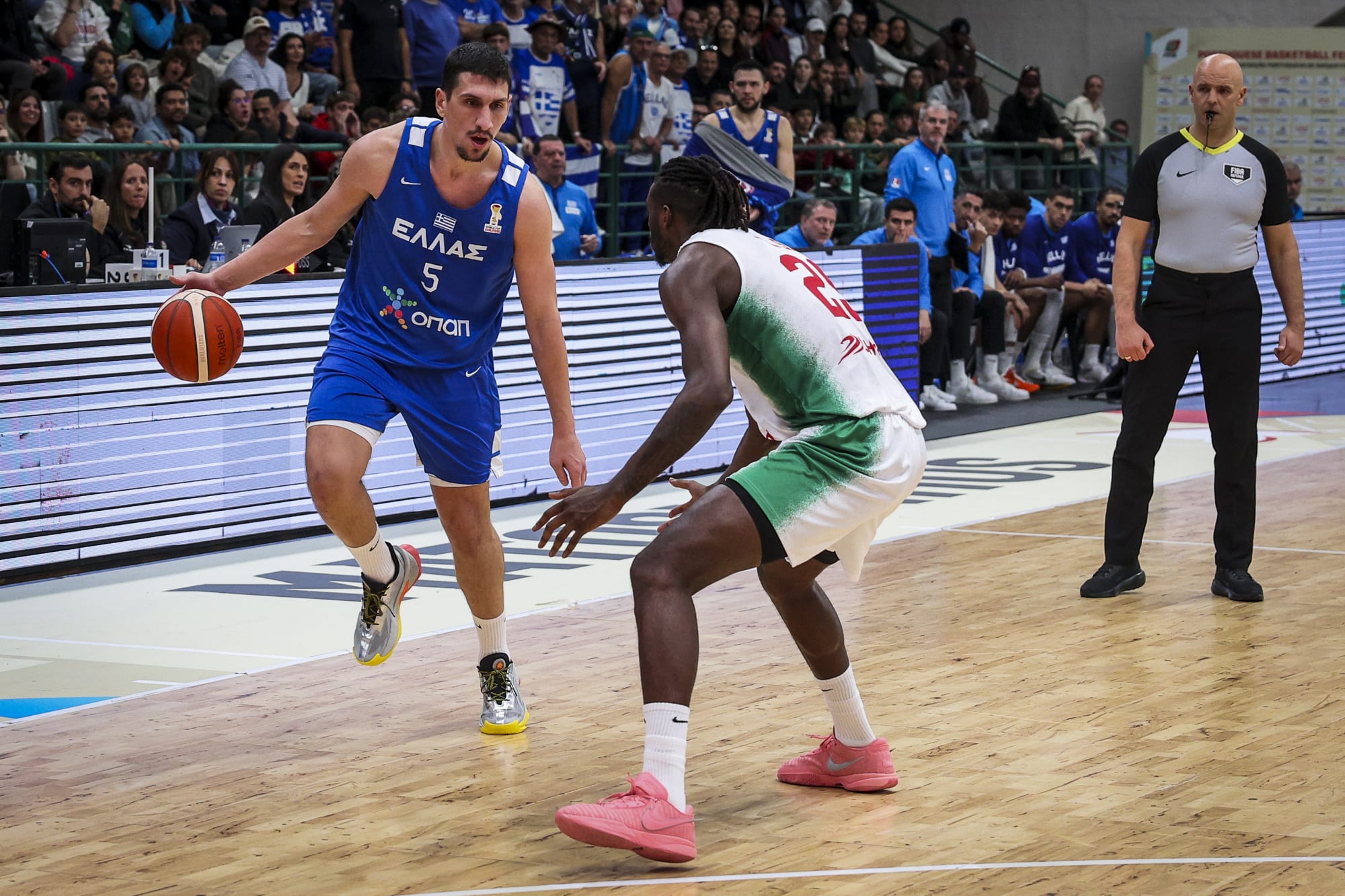 Greece, Türkiye, Ukraine sweep first window with 2-0 starts