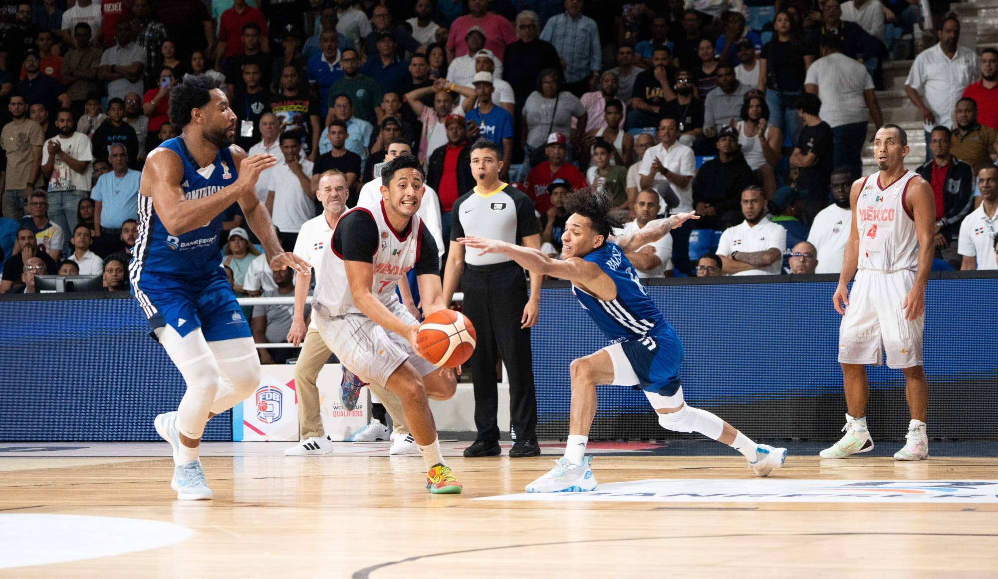 Andriassi’s late free throws lift Mexico to dramatic win over Dominican Republic
