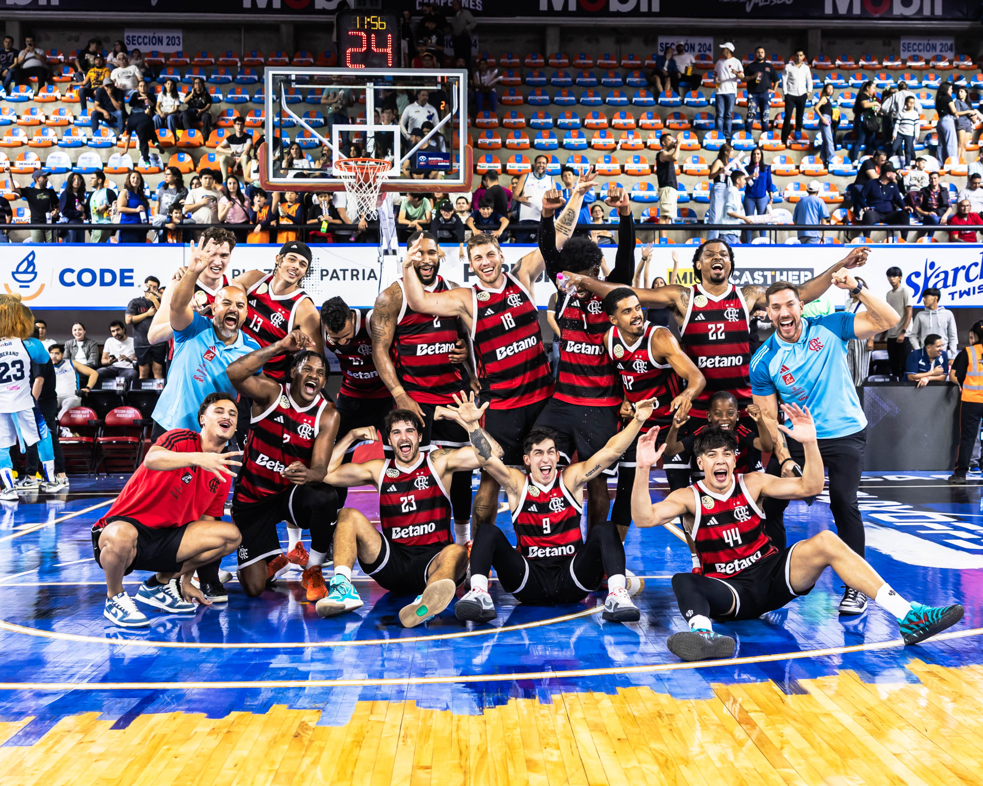 Alex Negrete punches Flamengo’s ticket to the BCL Americas Final Four