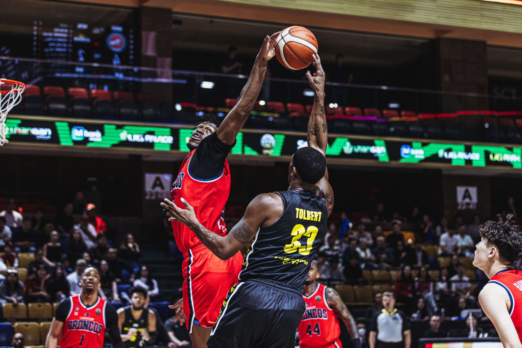 Broncos get job done, oust Kings to complete Final 6 cast