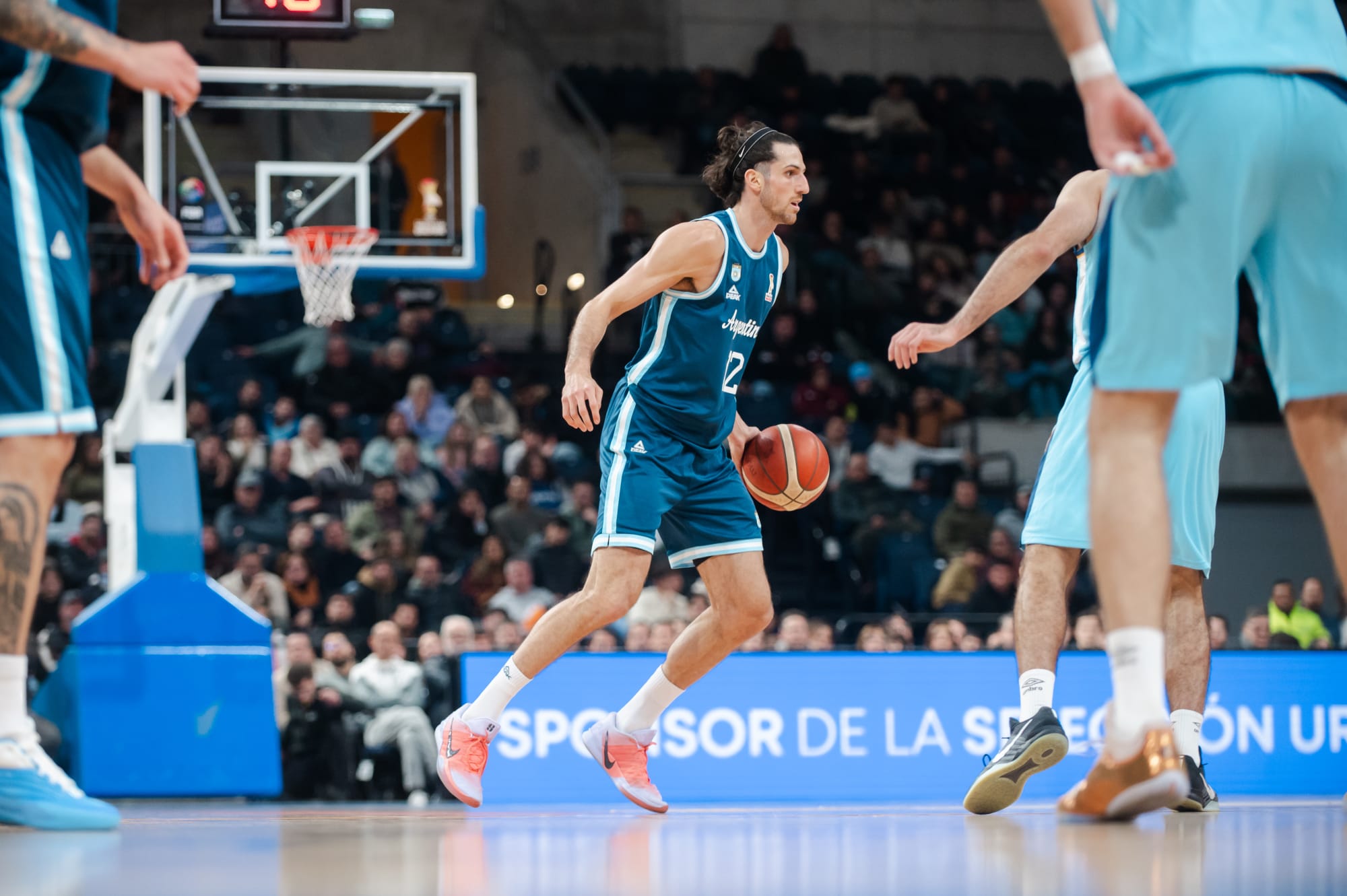 El héroe que regresa Leandro Bolmaro lidera la remontada de Argentina