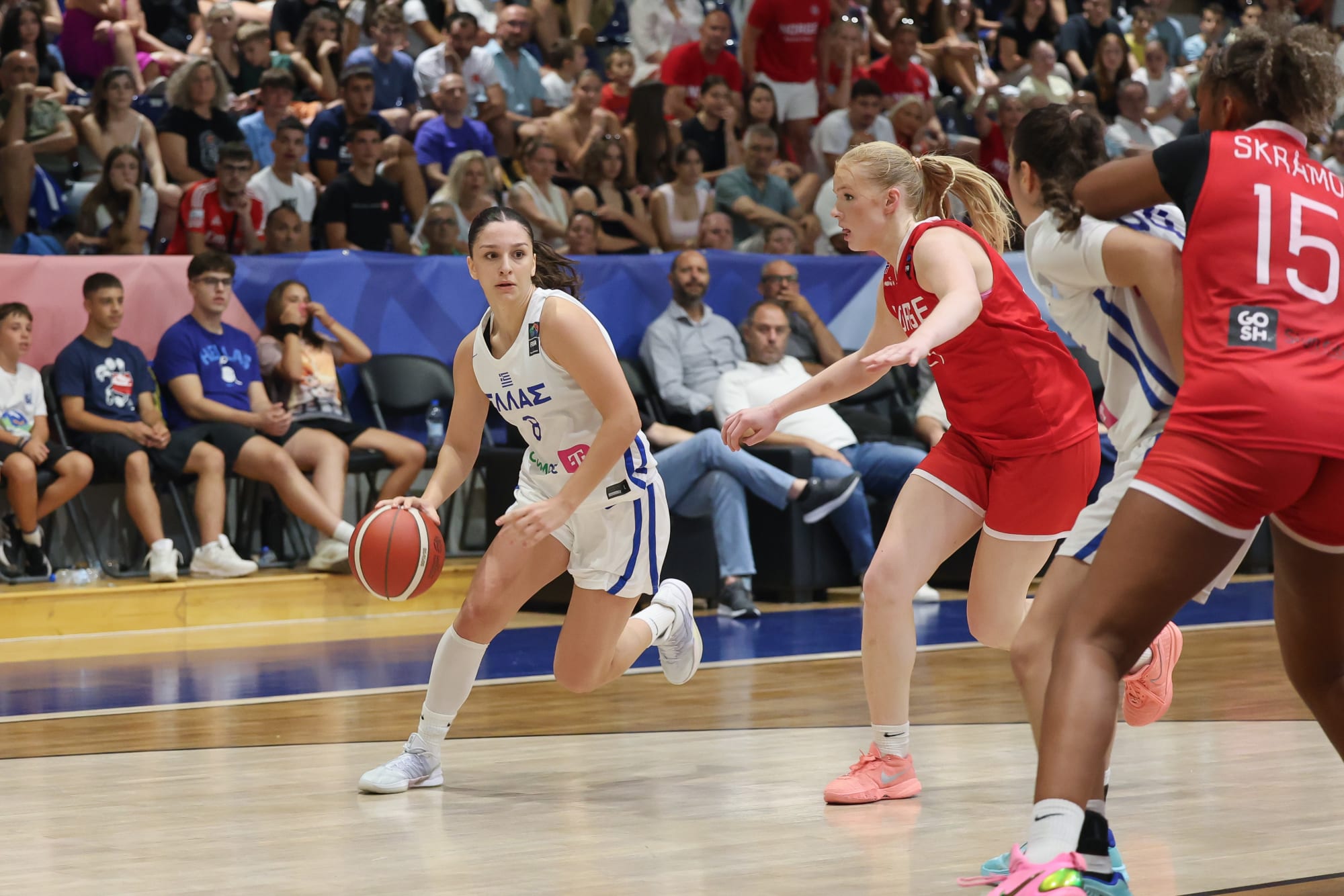 Hosts Greece, Iceland reach Final in Ioannina