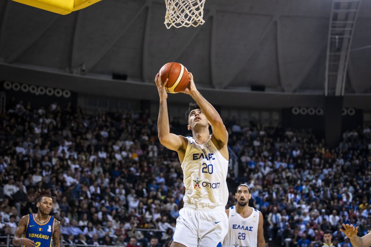 Grèce vs Roumanie, éliminatoires de la Coupe du Monde 2027, Alexandros Samodurov