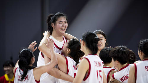 Zhang Ziyu breaks record, drops 44 as China deal Japan first